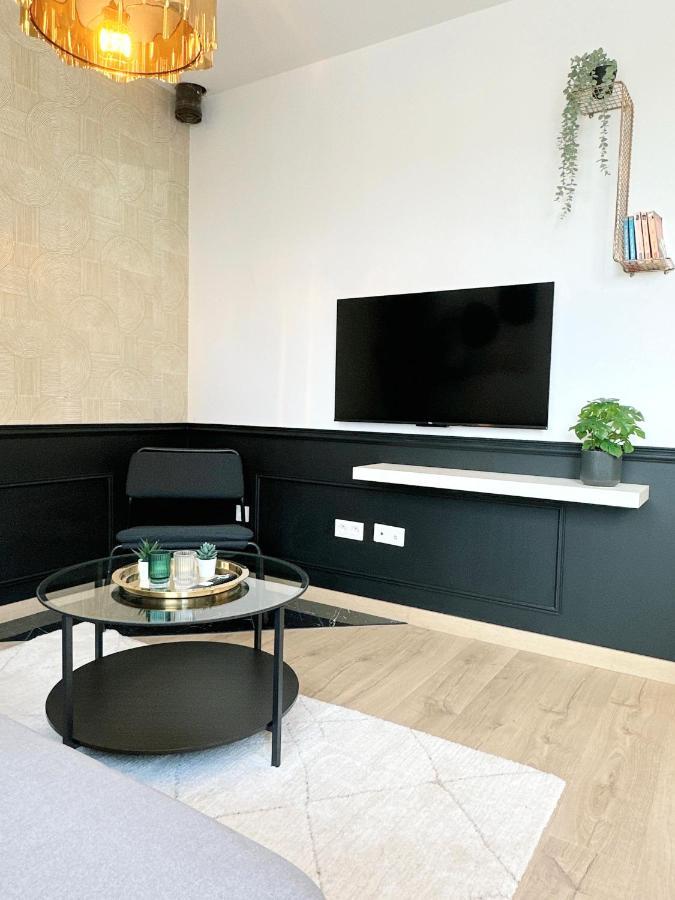 Sacre Appartement/Jardin/Parking/Wifi ロデーズ エクステリア 写真